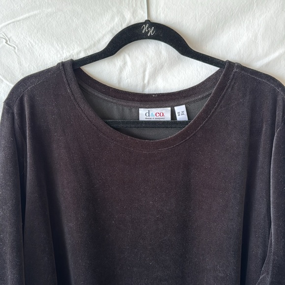 Velvet Tunic Top - Picture 3 of 6